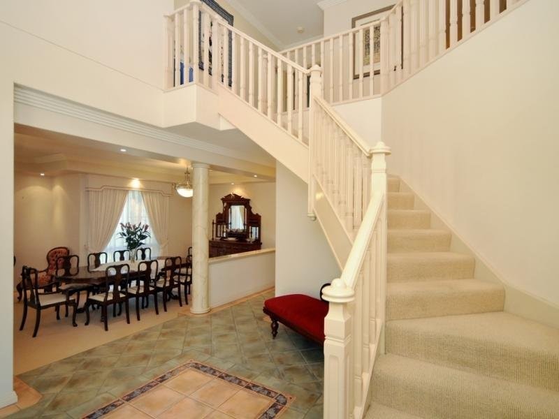 4 Grey Gums Drive, Blue Mountain Heights QLD 4350