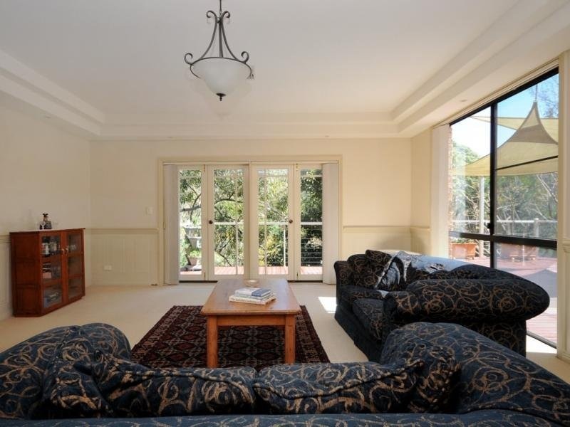 4 Grey Gums Drive, Blue Mountain Heights QLD 4350