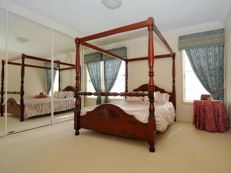 4 Grey Gums Drive, Blue Mountain Heights QLD 4350