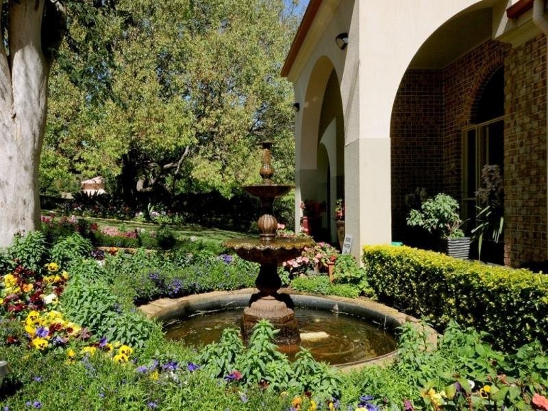 4 Grey Gums Drive, Blue Mountain Heights QLD 4350