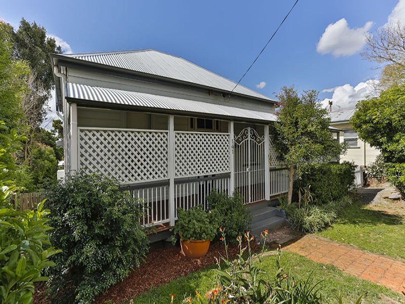 141 Perth Street, South Toowoomba QLD 4350