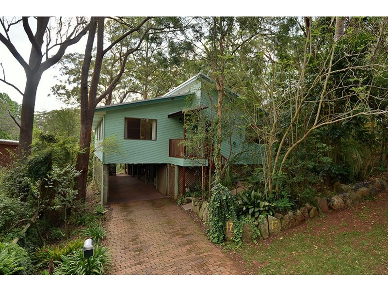 17 Amos Crescent, Mount Lofty QLD 4350