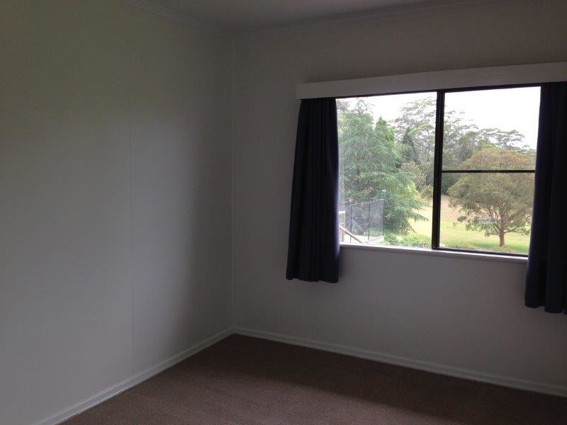 10 Glendower Street, Mount Lofty QLD 4350