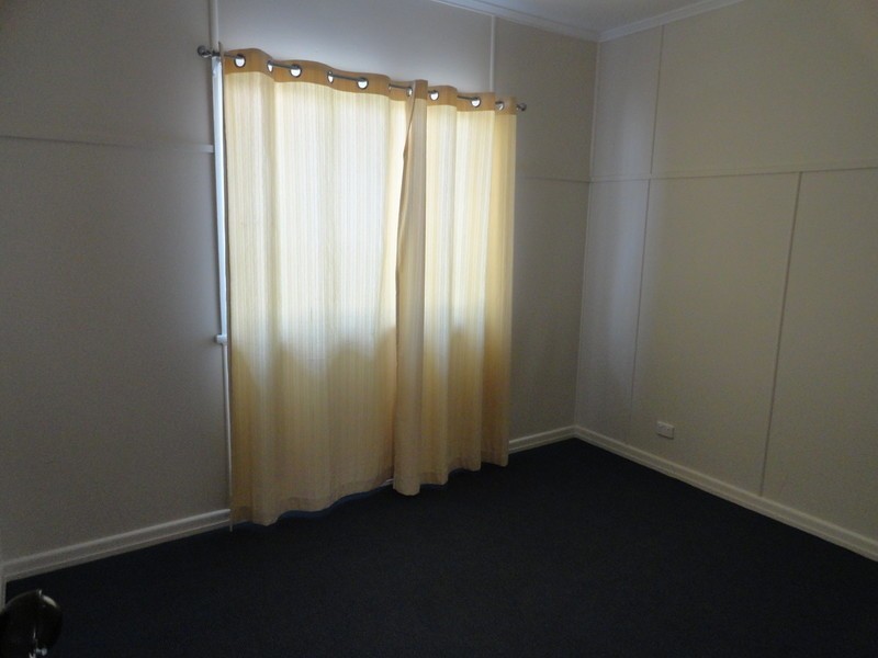 3 Monash Street, Newtown QLD 4350