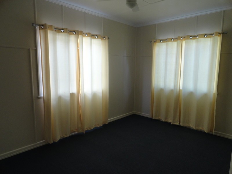 3 Monash Street, Newtown QLD 4350