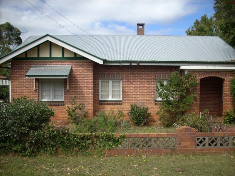 28 Alford Street, Mount Lofty QLD 4350