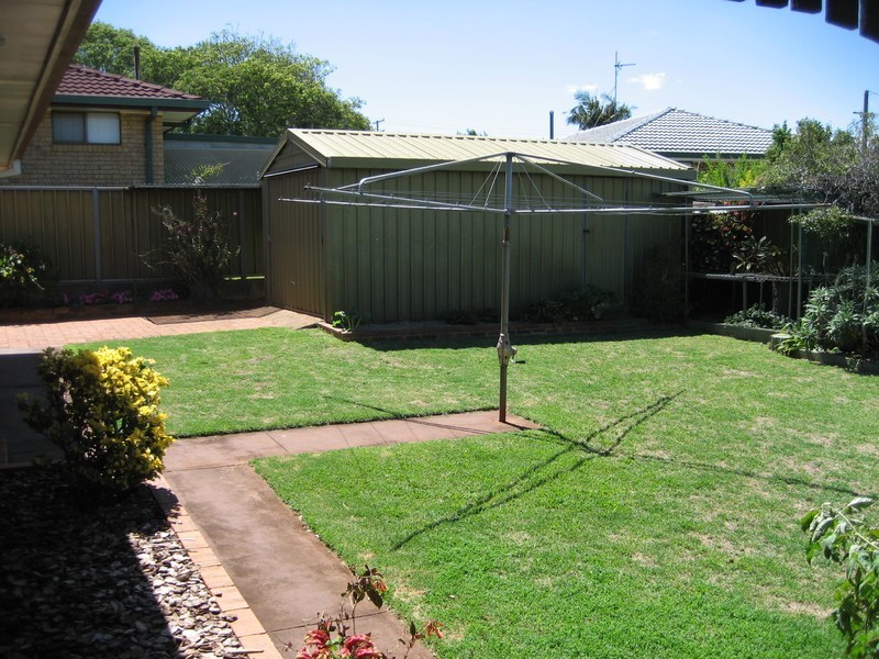 5 Lovejoy Court, Kearneys Spring QLD 4350