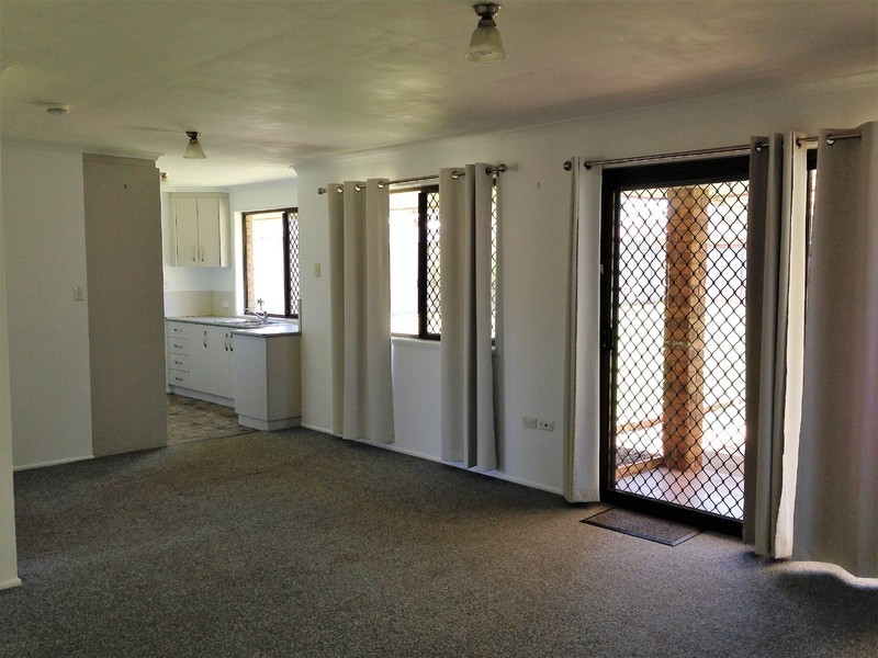 16 Melway Crescent, Harristown QLD 4350