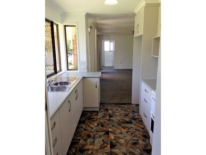 16 Melway Crescent, Harristown QLD 4350
