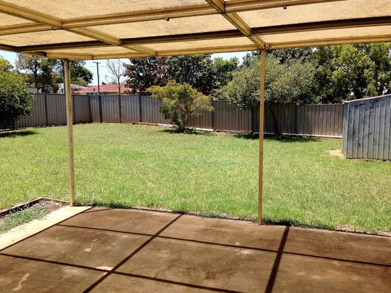 16 Melway Crescent, Harristown QLD 4350