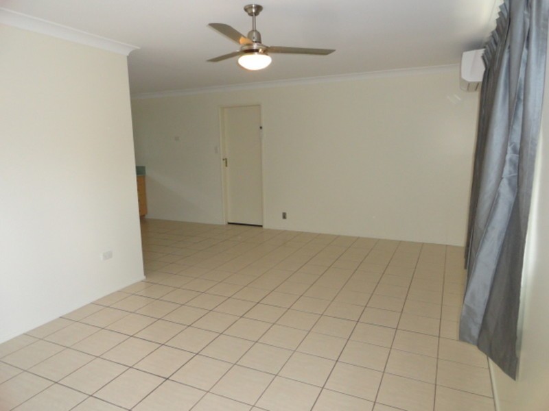 1/1 Mole Street, Harlaxton QLD 4350