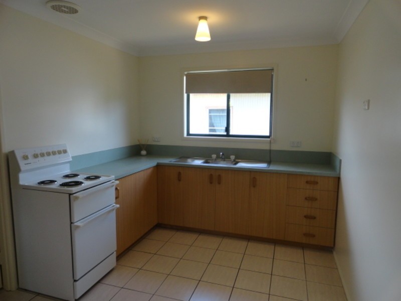 1/1 Mole Street, Harlaxton QLD 4350