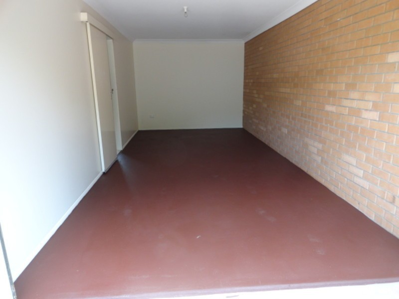 1/1 Mole Street, Harlaxton QLD 4350