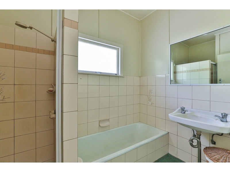 3 Perth Street, Rangeville QLD 4350