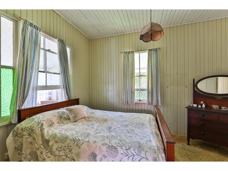 158 Russell Street, Newtown QLD 4350