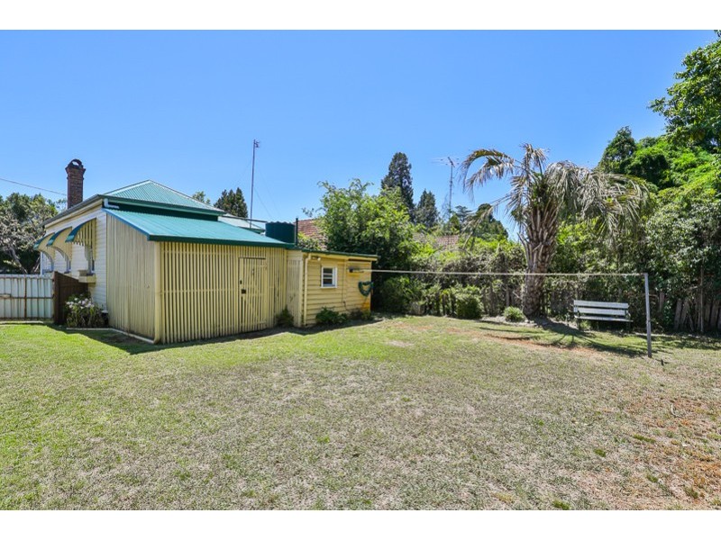 158 Russell Street, Newtown QLD 4350