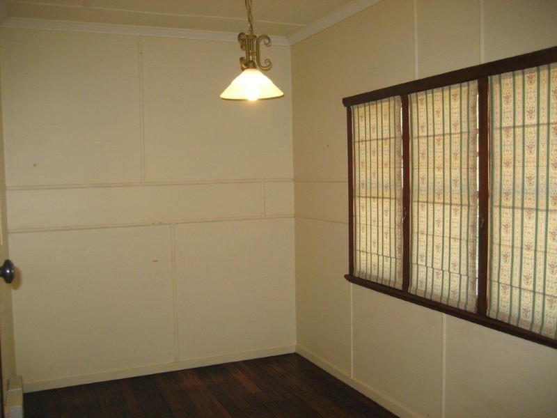 42 Hunter Street, Centenary Heights QLD 4350