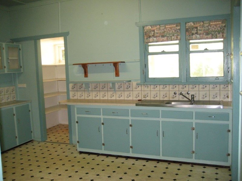 42 Hunter Street, Centenary Heights QLD 4350