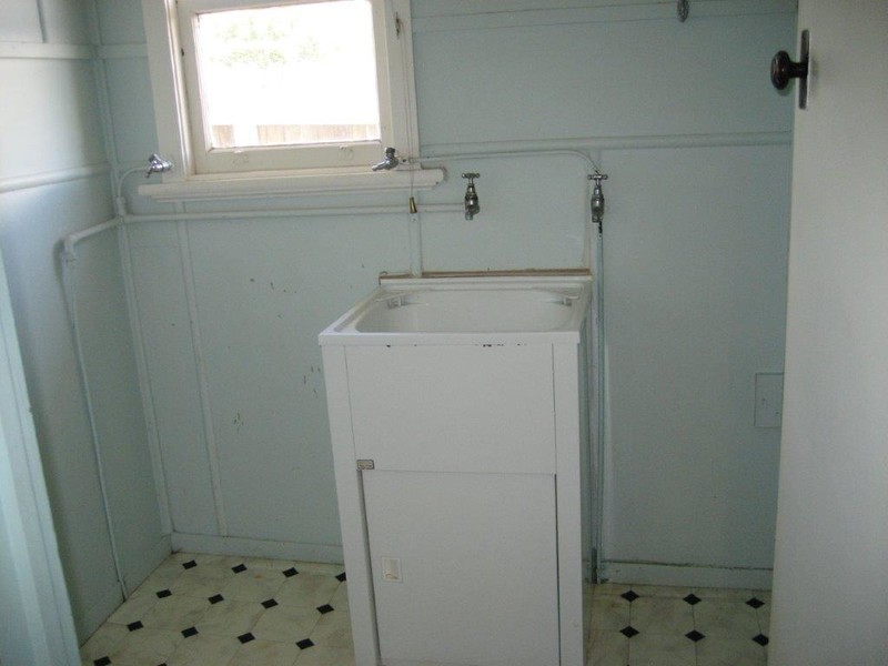 42 Hunter Street, Centenary Heights QLD 4350