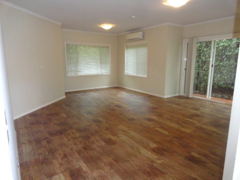 2/310 Mackenzie Street, Rangeville QLD 4350