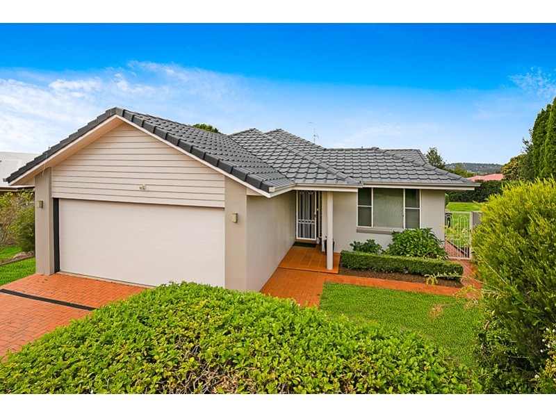 11 Carnation Court, Middle Ridge QLD 4350
