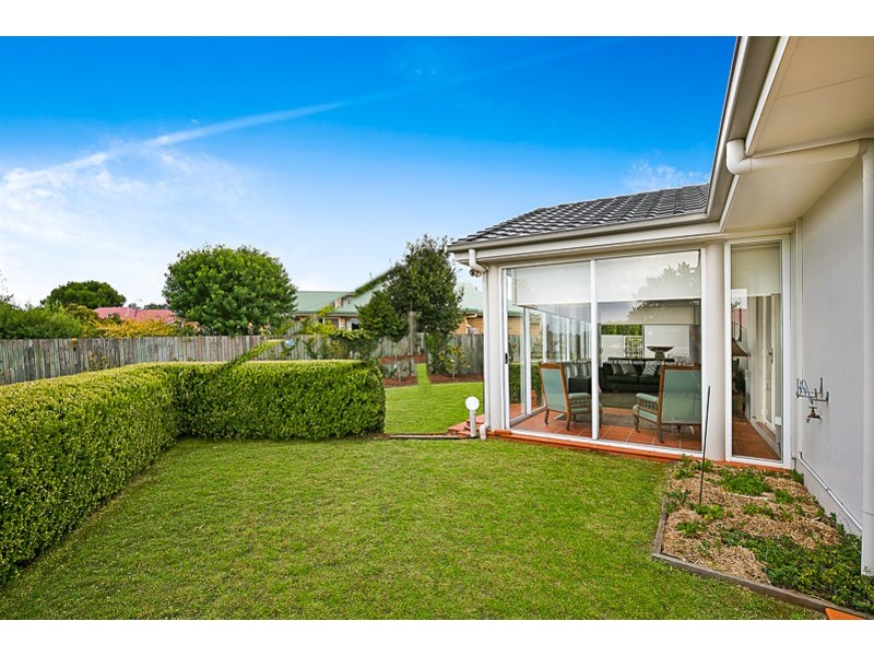 11 Carnation Court, Middle Ridge QLD 4350