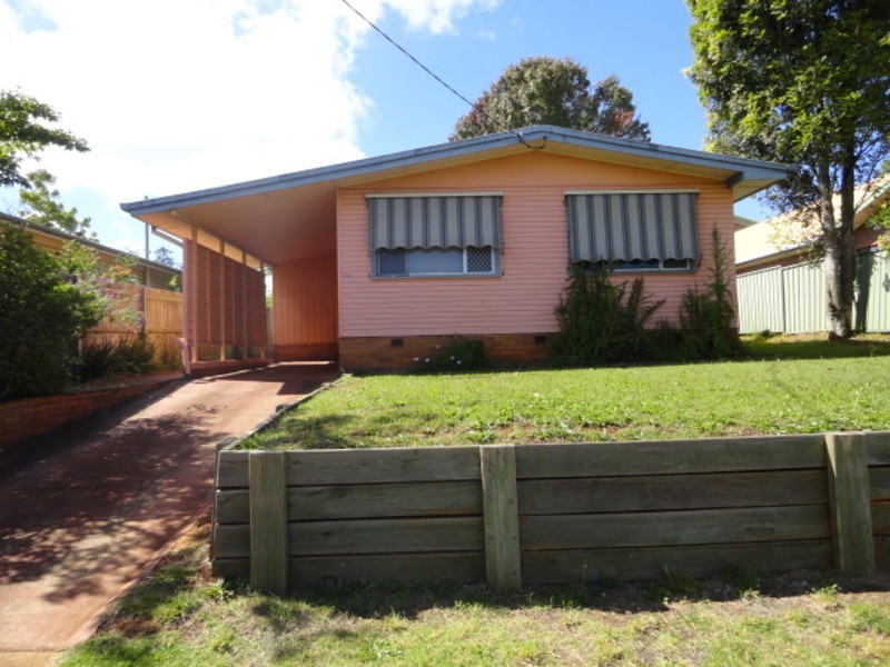 784A Ruthven Street, South Toowoomba QLD 4350