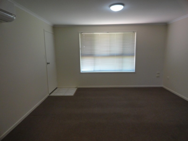 1/218 Mackenzie Street, Rangeville QLD 4350