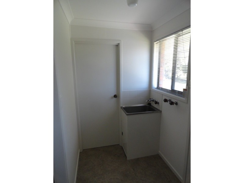 1/113 South Street, Centenary Heights QLD 4350