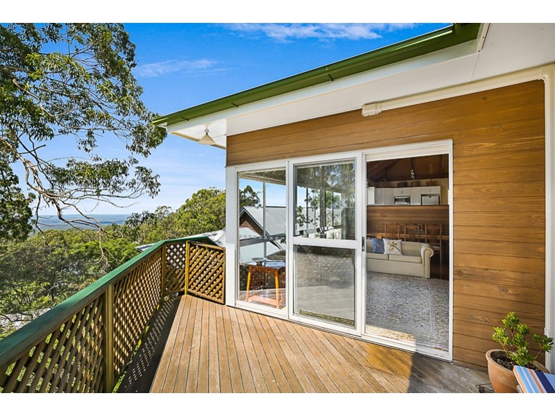 17 Harvey Street, Mount Lofty QLD 4350