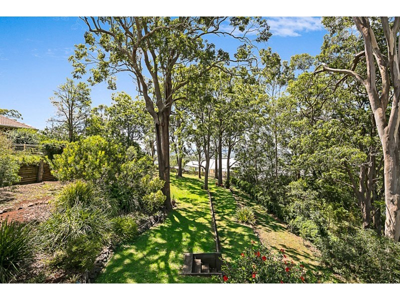 17 Harvey Street, Mount Lofty QLD 4350