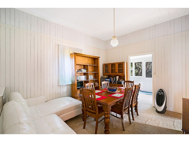 50 Geoffrey Street, Mount Lofty QLD 4350