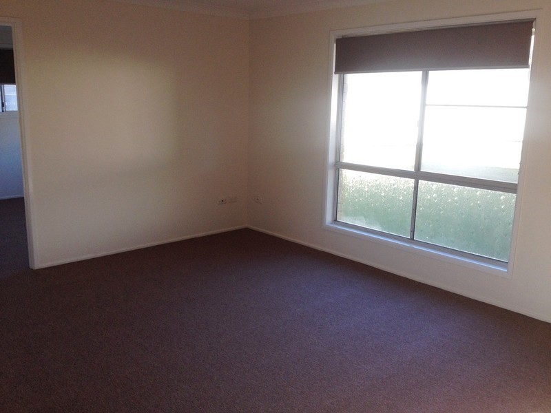 2/483 Bridge, Wilsonton QLD 4350