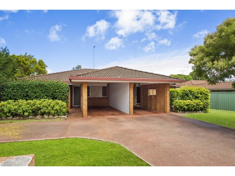33 Clewley Crescent, Rangeville QLD 4350