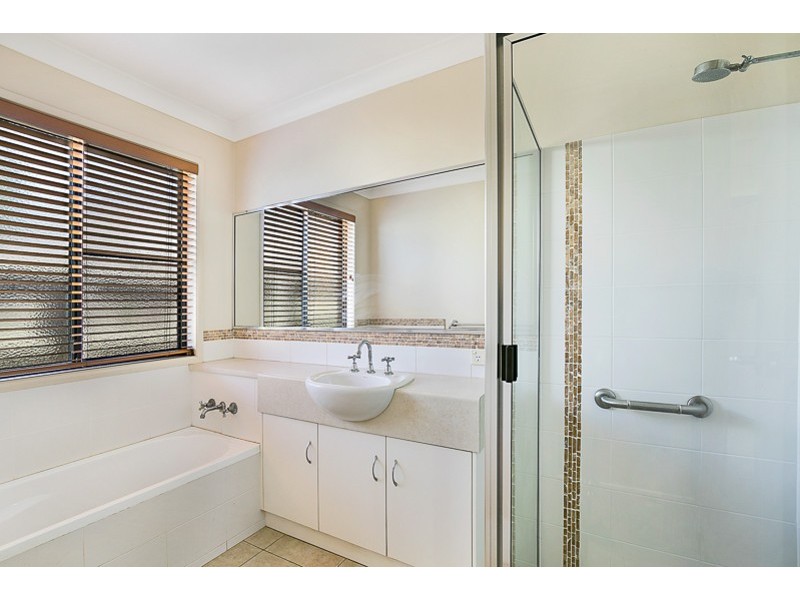 4 Bronte Street, Westbrook QLD 4350