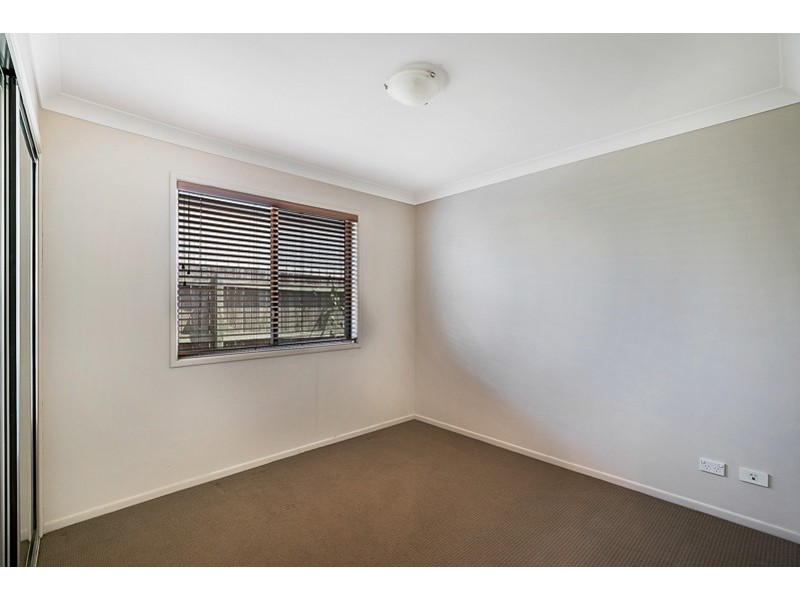 4 Bronte Street, Westbrook QLD 4350