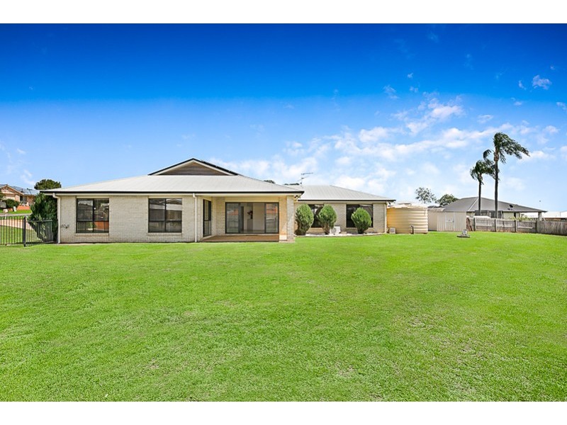 4 Bronte Street, Westbrook QLD 4350