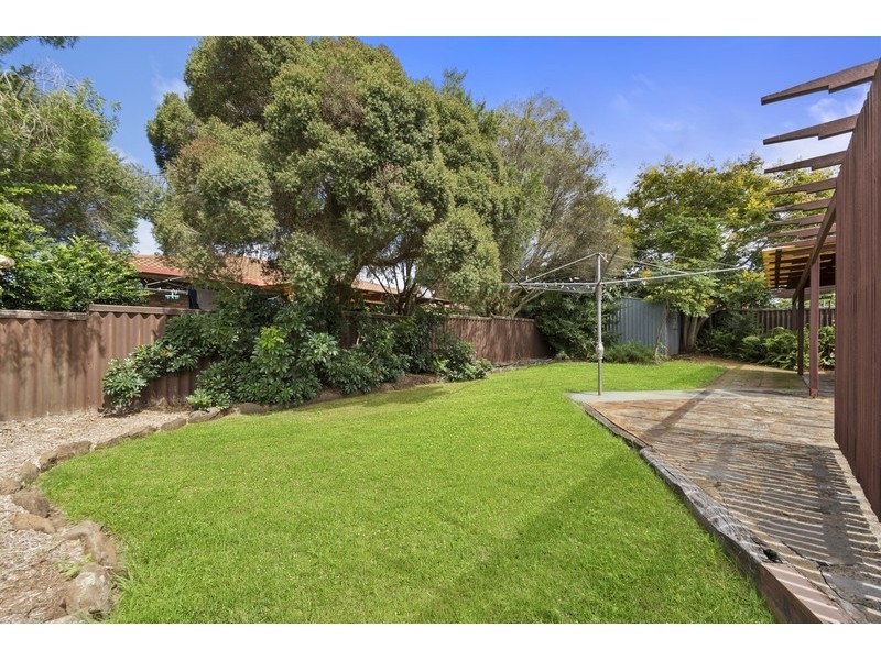 20 Hazel Street, Centenary Heights QLD 4350