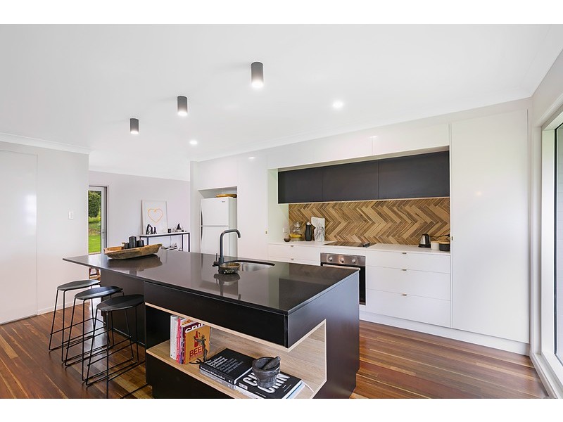 11 Rodway Crescent, Rangeville QLD 4350