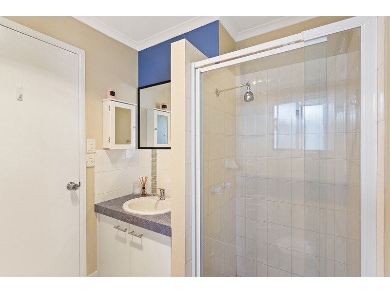 2/25 Lemway Avenue, Kearneys Spring QLD 4350