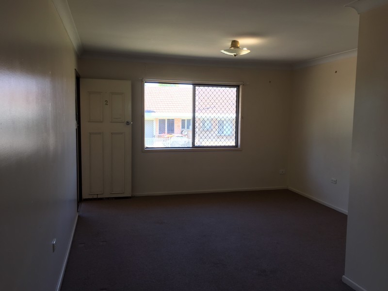 2/352B Bridge Street, Wilsonton QLD 4350