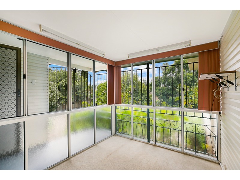 17 Ipswich Street, East Toowoomba QLD 4350