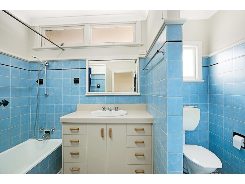 17 Ipswich Street, East Toowoomba QLD 4350