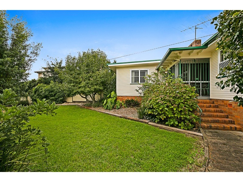 17 Ipswich Street, East Toowoomba QLD 4350