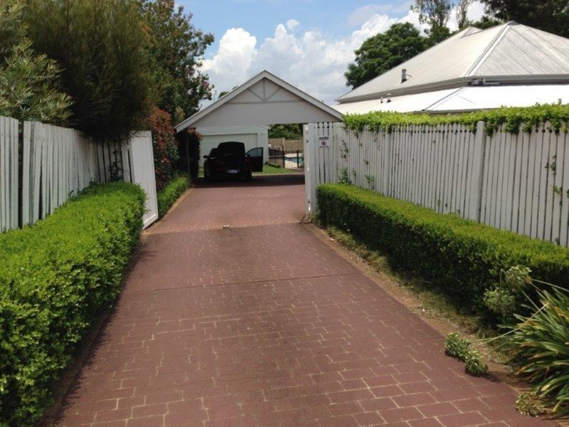 31 Curzon Street, East Toowoomba QLD 4350