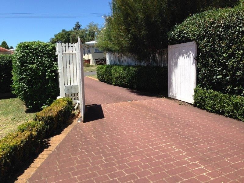 31 Curzon Street, East Toowoomba QLD 4350