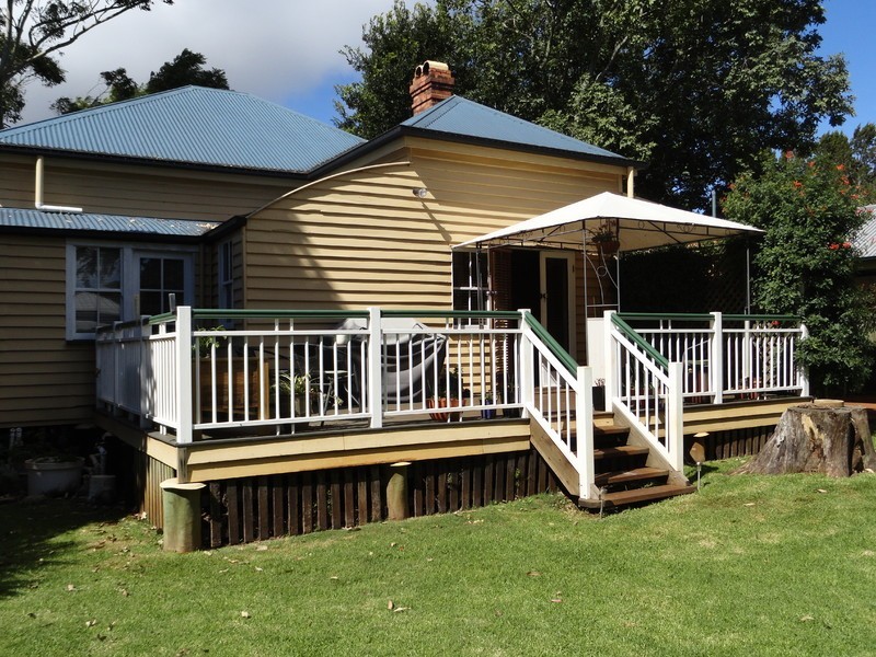 61 Phillip Street, South Toowoomba QLD 4350