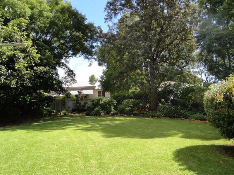 61 Phillip Street, South Toowoomba QLD 4350