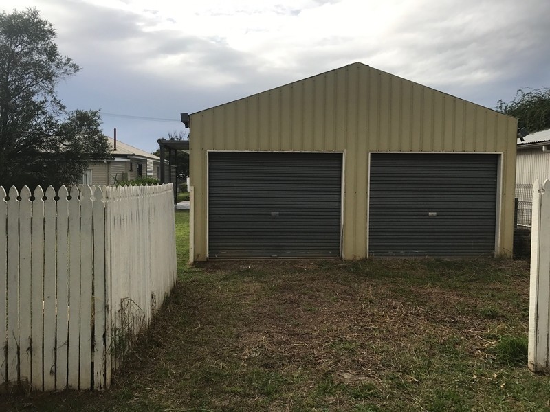 17 Cay Street, Newtown QLD 4350