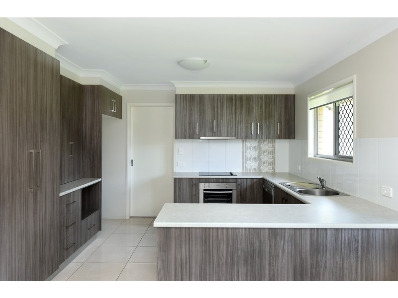 54 High Street, Rangeville QLD 4350